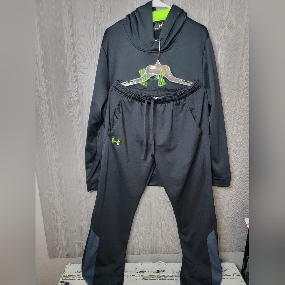 Under Armour Black and Gray Sweatpants‎